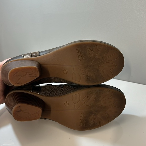 Dansko Marcia Brown Leather Ankle Booties Size 40(9.5-10) - Picture 9 of 15